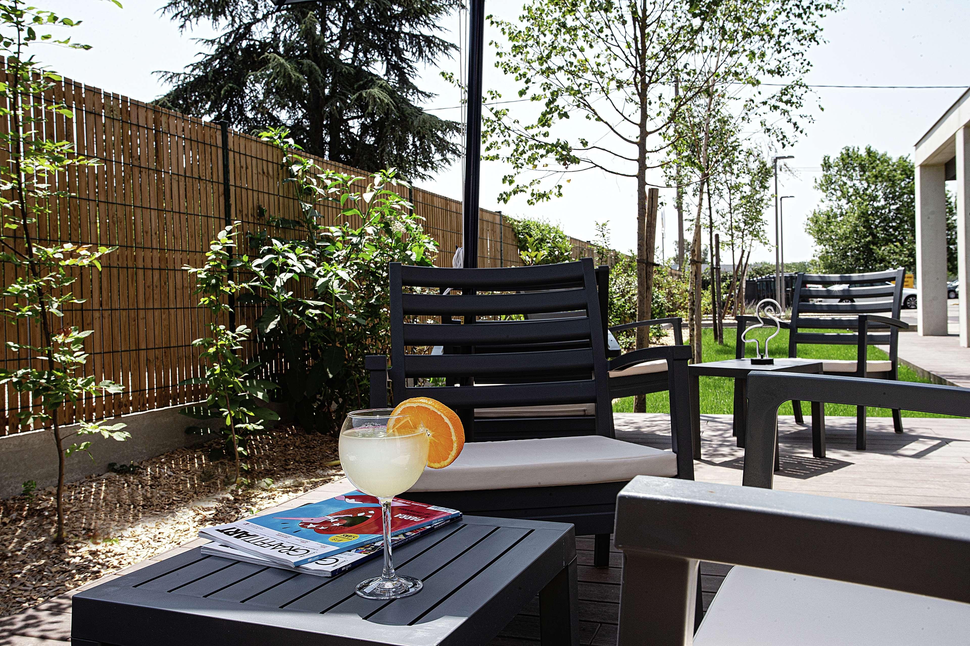 Hampton By Hilton Toulouse Airport Hotel